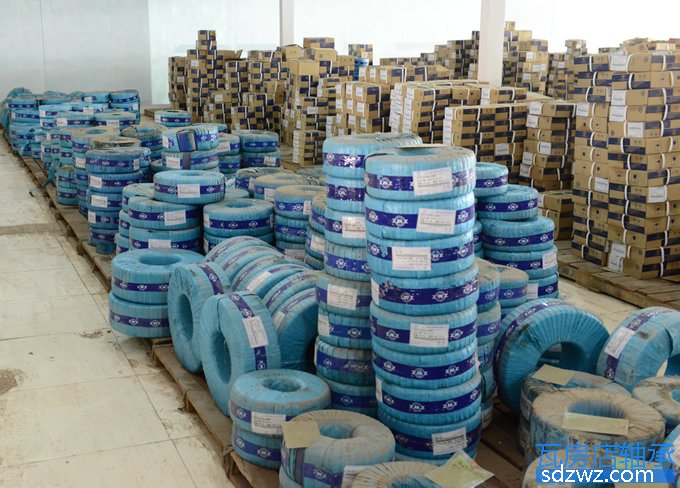 瓦房店軸承倉(cāng)庫(kù)